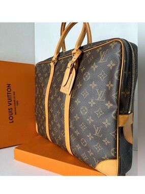 Unisex Louis Vuitton Brown Monogram Canvas Briefcase/Voyage .